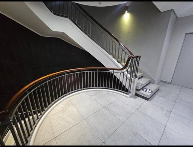 BUSINESS PROPERTY TO RENT IN CAPE TOWN CITY CENTRE